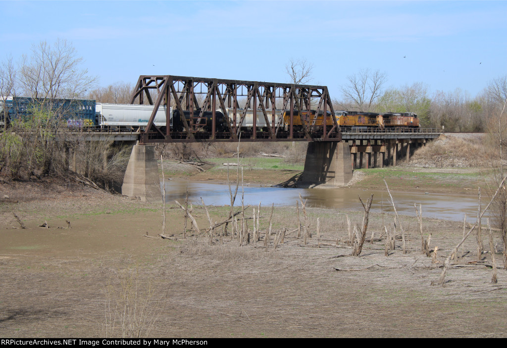 UP 5758 North
